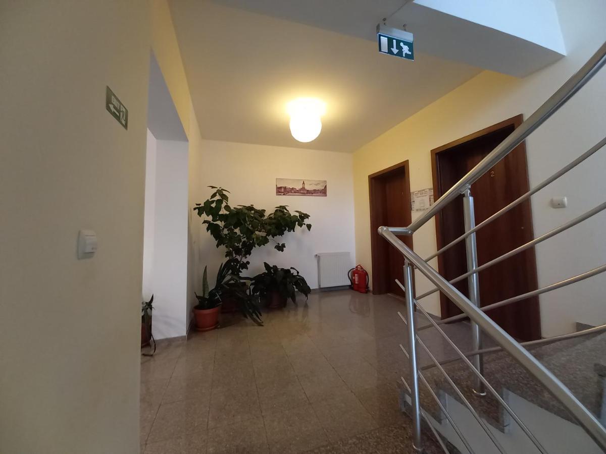 Pensiunea Riunione Брашов Экстерьер фото